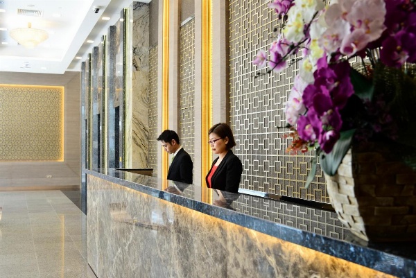 Hotel Grand Central image 2